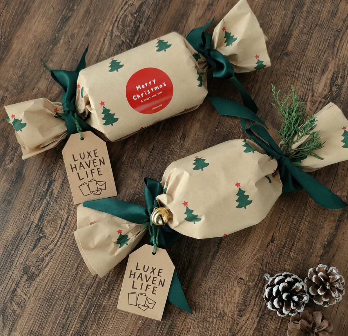 Winter Noel Christmas Festive Gift Wrap Set