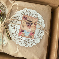 Royal Court Palace Style Decorative Wrapping Paper